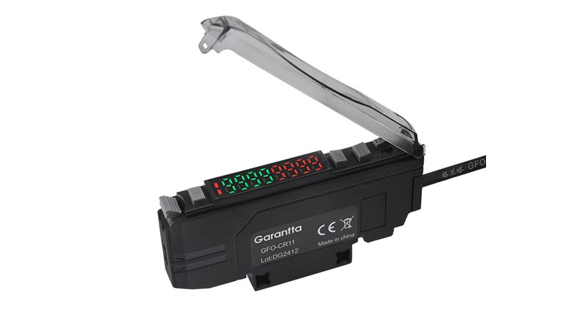 Fiber Optic Amplifier CR11 Fiber Optic Amplifier CR11